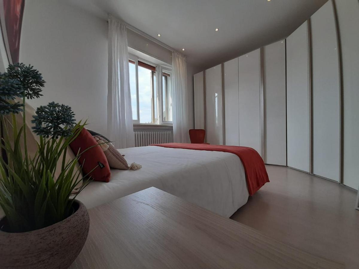 Jasmine Malpensa And More, Easy Parking Easy Airport Samarate Exteriör bild